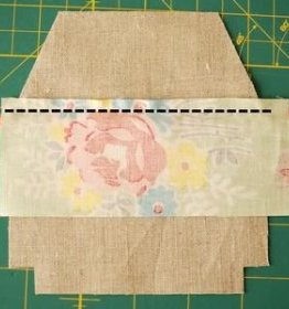 retro mama: fabric house tutorial