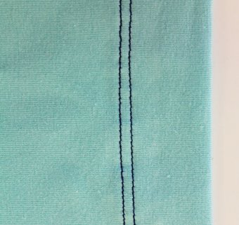 T-shirt hem
