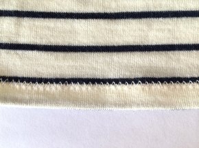 zigzag stitch on knit fabric